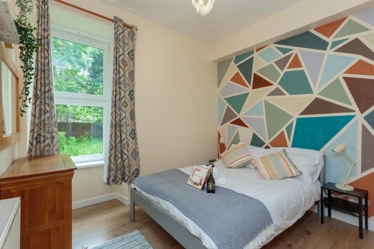 Cozy 1B Groundfloor - 8 Minute From City Centre Edimburgo Exterior foto