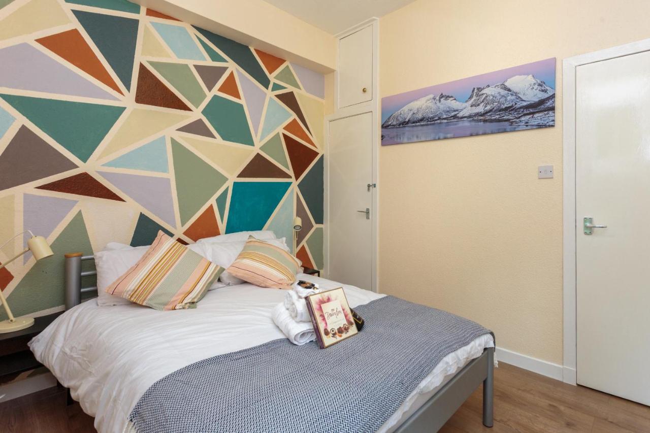 Cozy 1B Groundfloor - 8 Minute From City Centre Edimburgo Exterior foto